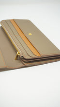 Tải hình ảnh vào trình xem Thư viện, Clutch Style 1 - Epsom Leather
