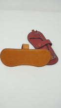 Load image into Gallery viewer, Sunglasses Holder - Vachetta Leather
