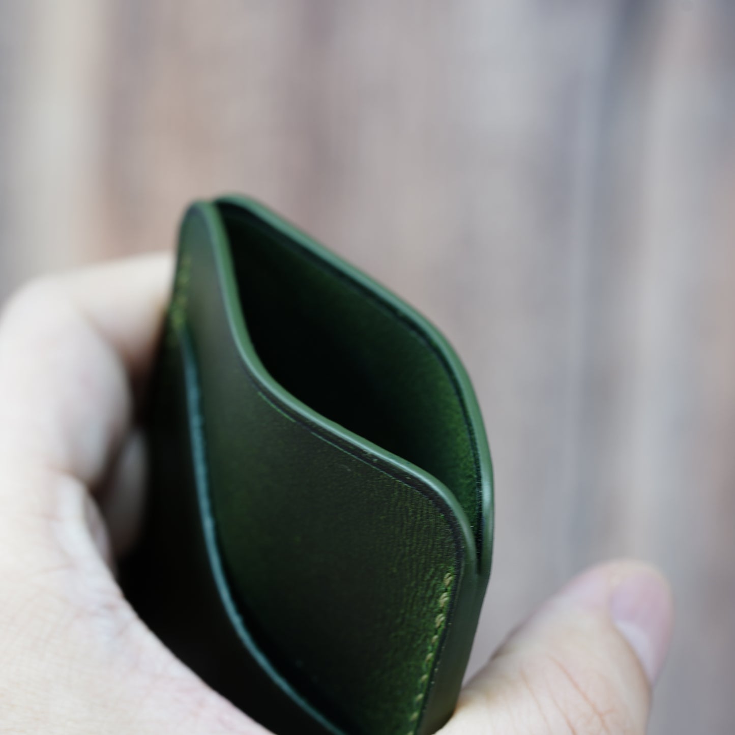 Minimalist Card Holder - Green