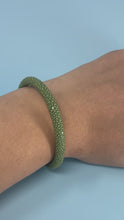 在图库查看器中加载和播放视频，Stingray Bracelet - Green
