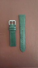 Load and play video in Gallery viewer, Lizard Leather Watch Strap - Green
